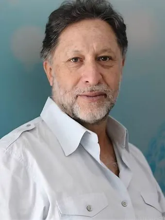 Dr. César Paz y Miño, editor